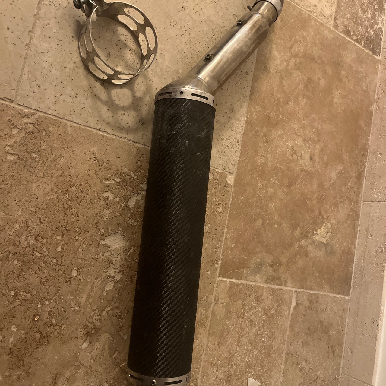 Triumph Speed Triple 955 I - sortie Echappement carbone