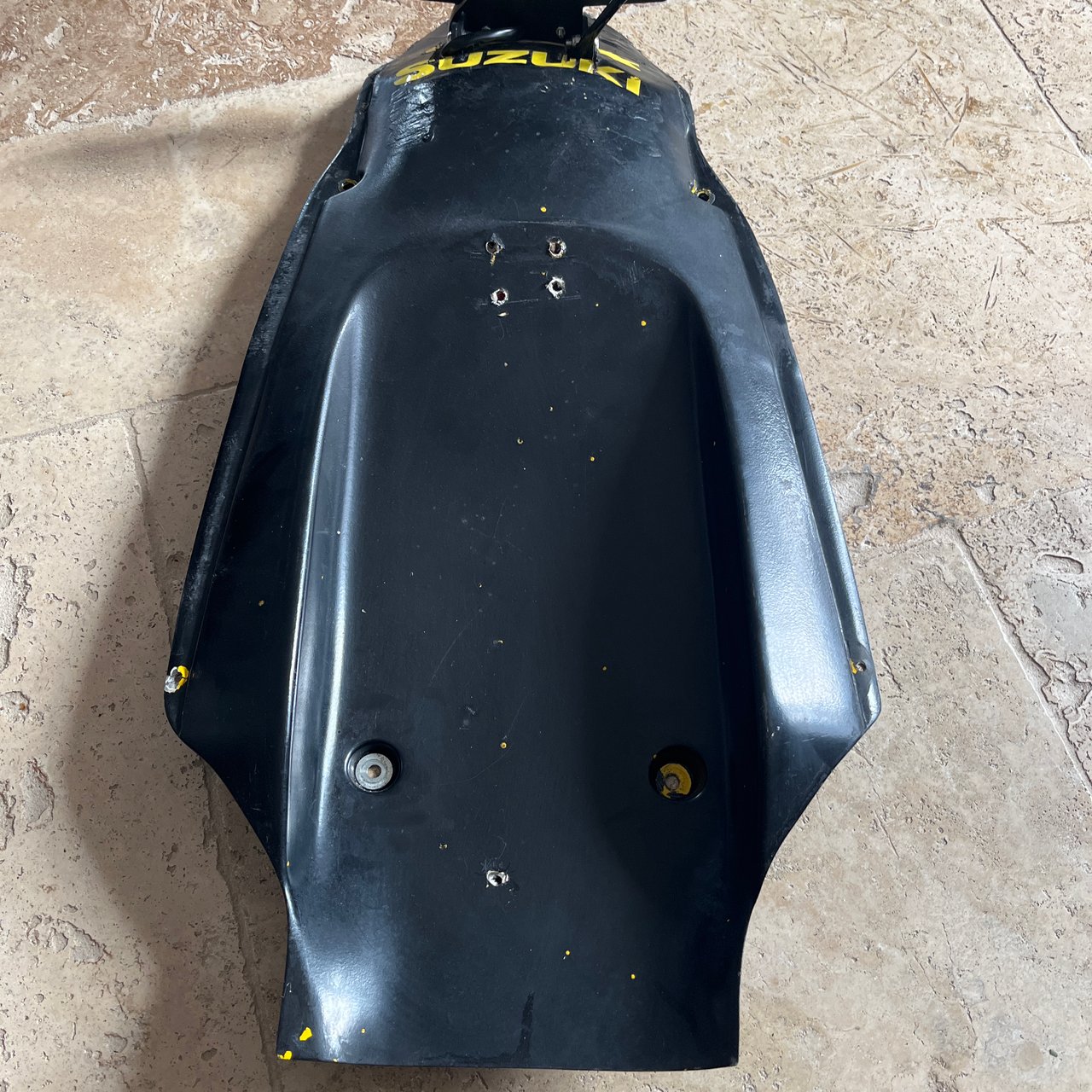 GSXR 750 passage de roue poly  suzuki 2000 - 2001 - 2002 - 2003