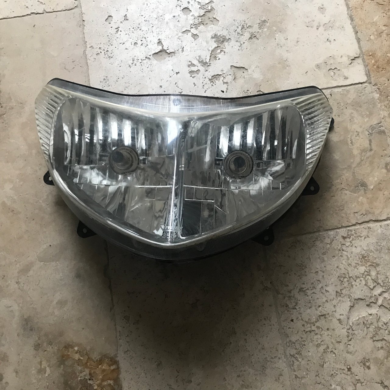 125 Burgman phare origine suzuki  2002 - 2006