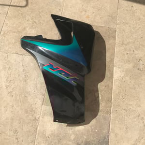 125 tdr Carenage flanc avant gauche 1993 - 2004 4fu/5ae