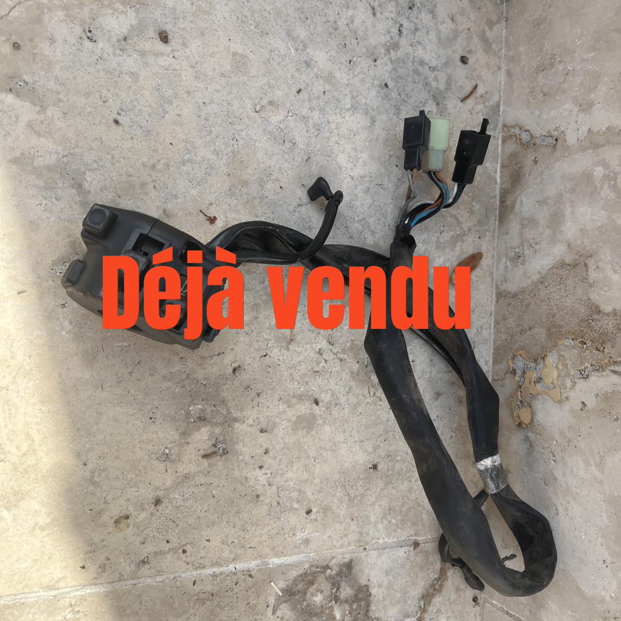 125 cbr commodo  gauche 2005 Honda