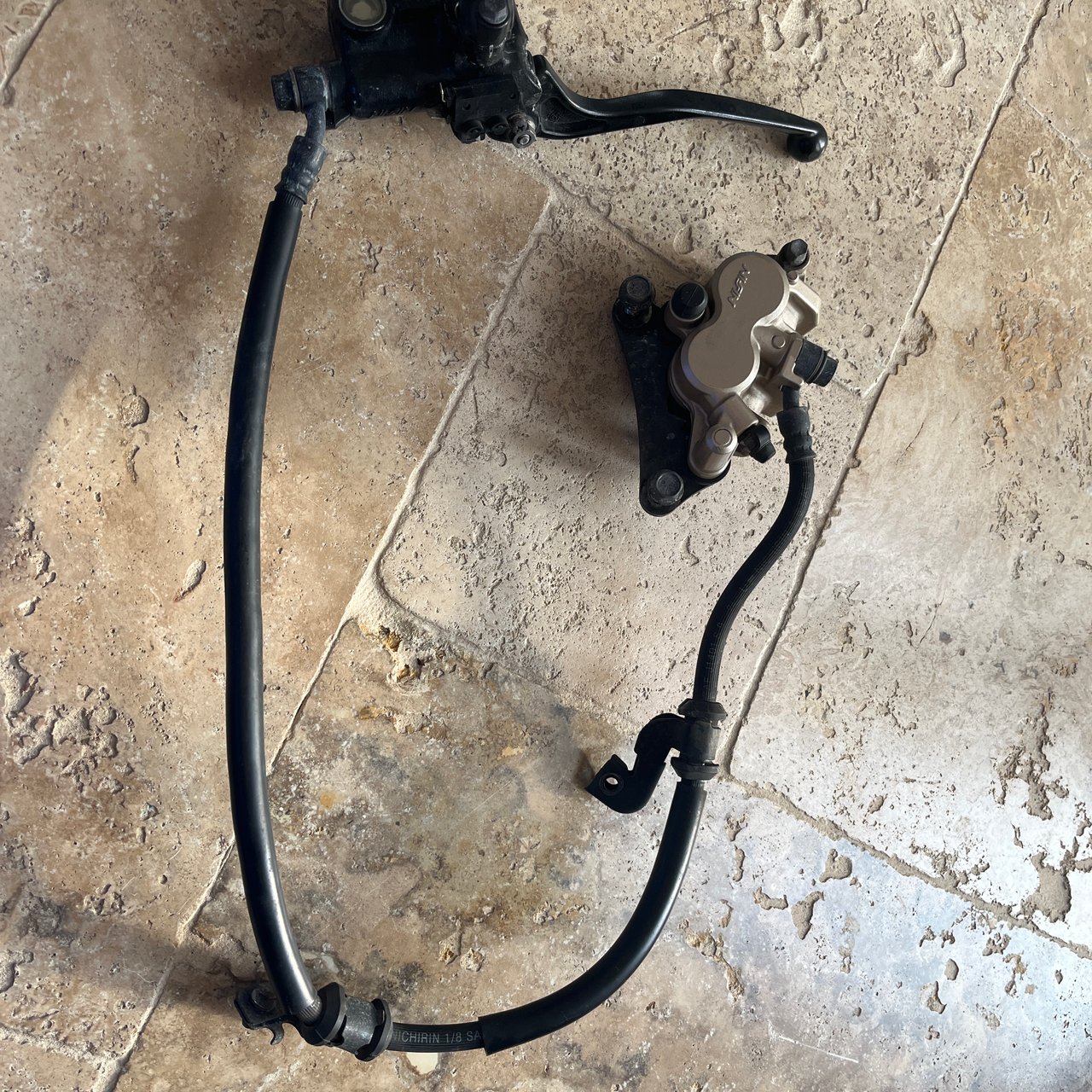 Honda 125 cbf frein avant  2009