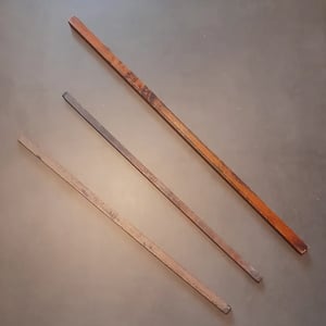 Règle d'écolier en bois dur années 50   30 et 40 cm