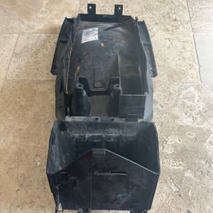 Triumph Speed Triple 955i 2004 - Garde-boue arrière