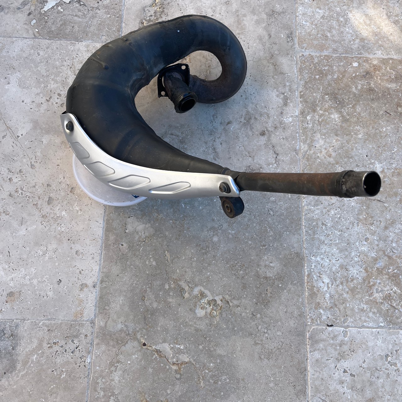 125 tdr  collecteur echappement origine et plaque  yamaha 4fu 5ae