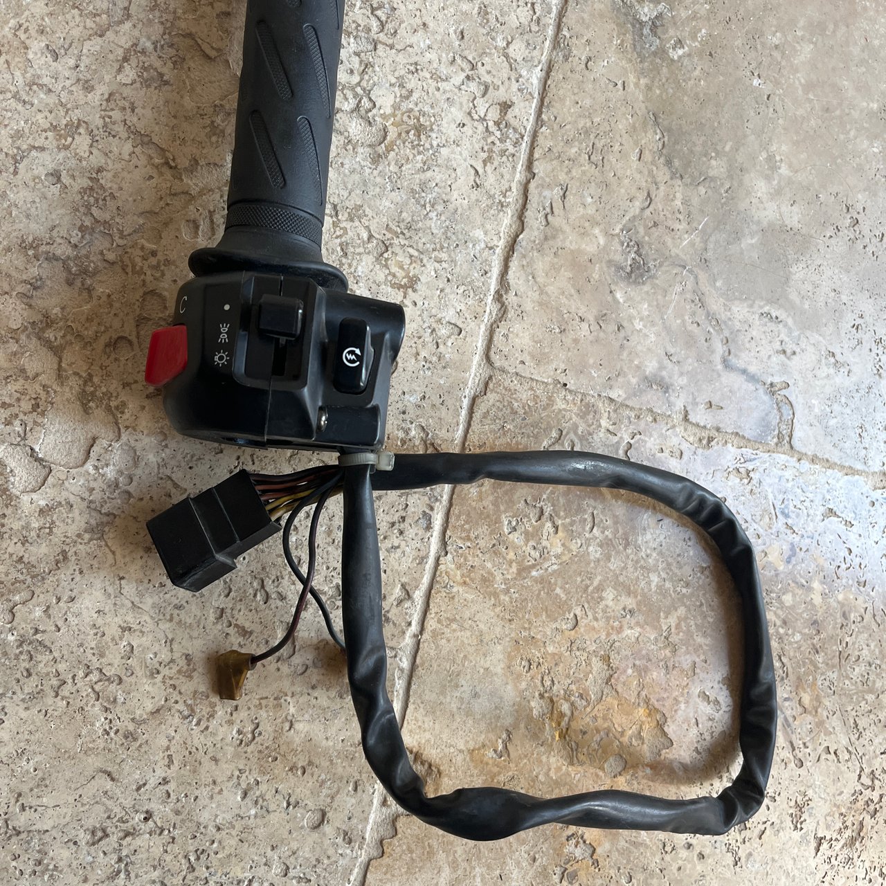 Gsxr 750 srad commodo droit + poignee accélérateur suzuki