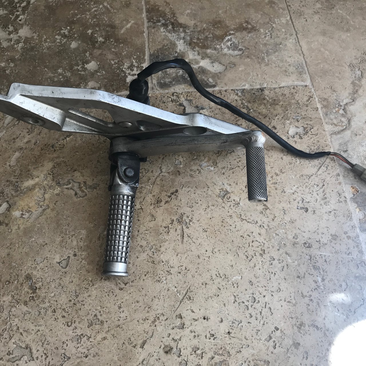 GSXR 750 w platine Frein Arrière complete 92 - 95