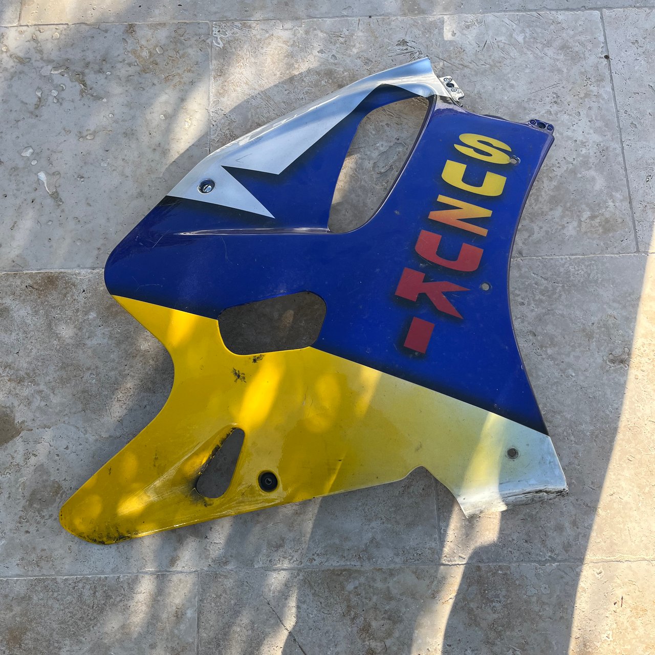 GSXR 750 w  Carenage flancs  avant droit  suzuki