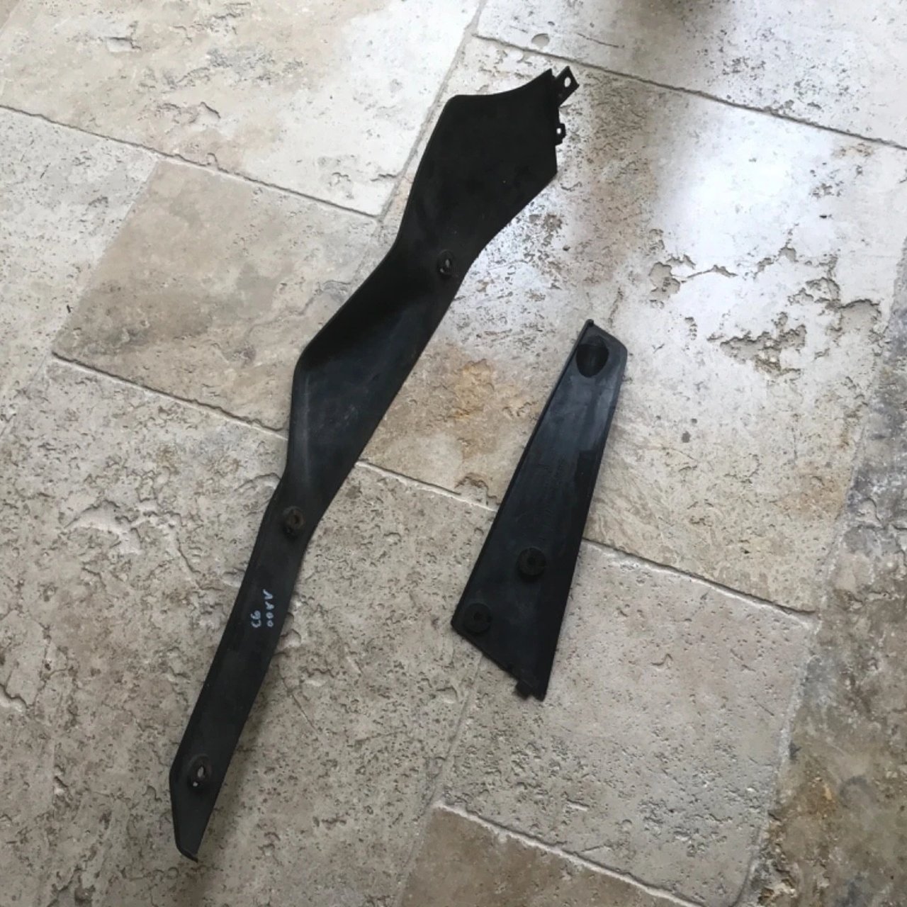 Suzuki GSX-R 1100 W 193 - carénage intérieur gauche