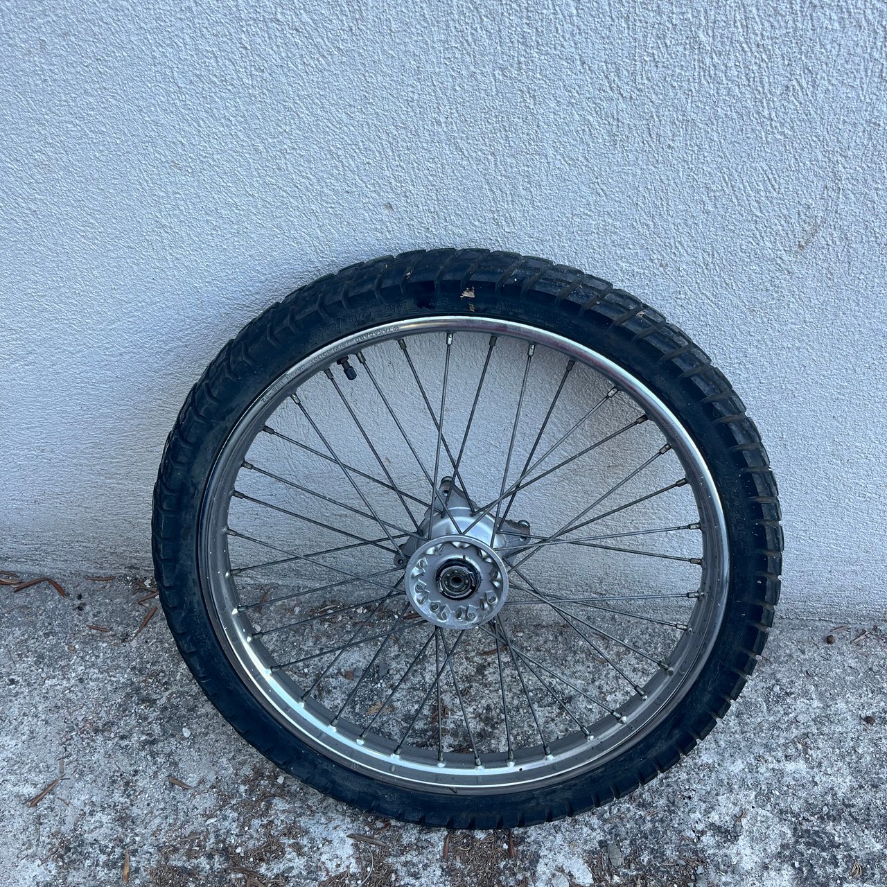 Suzuki 125 dr SE Roue avant 1994-2002