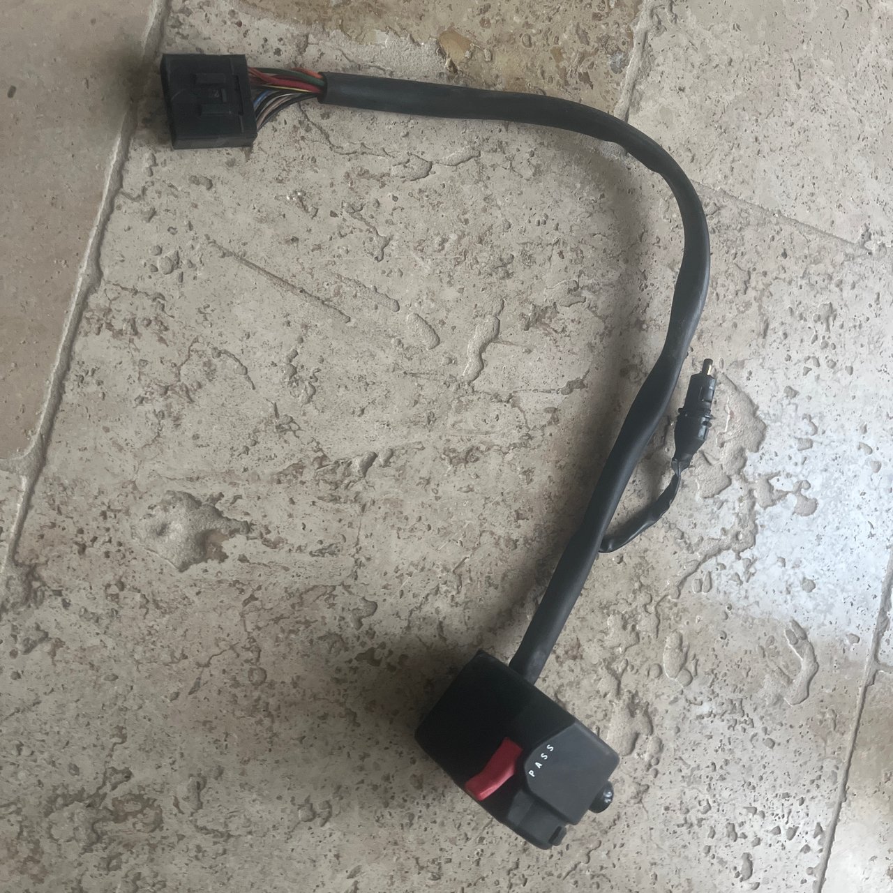 Triumph speed triple 955 I - commodo gauche origine occasion