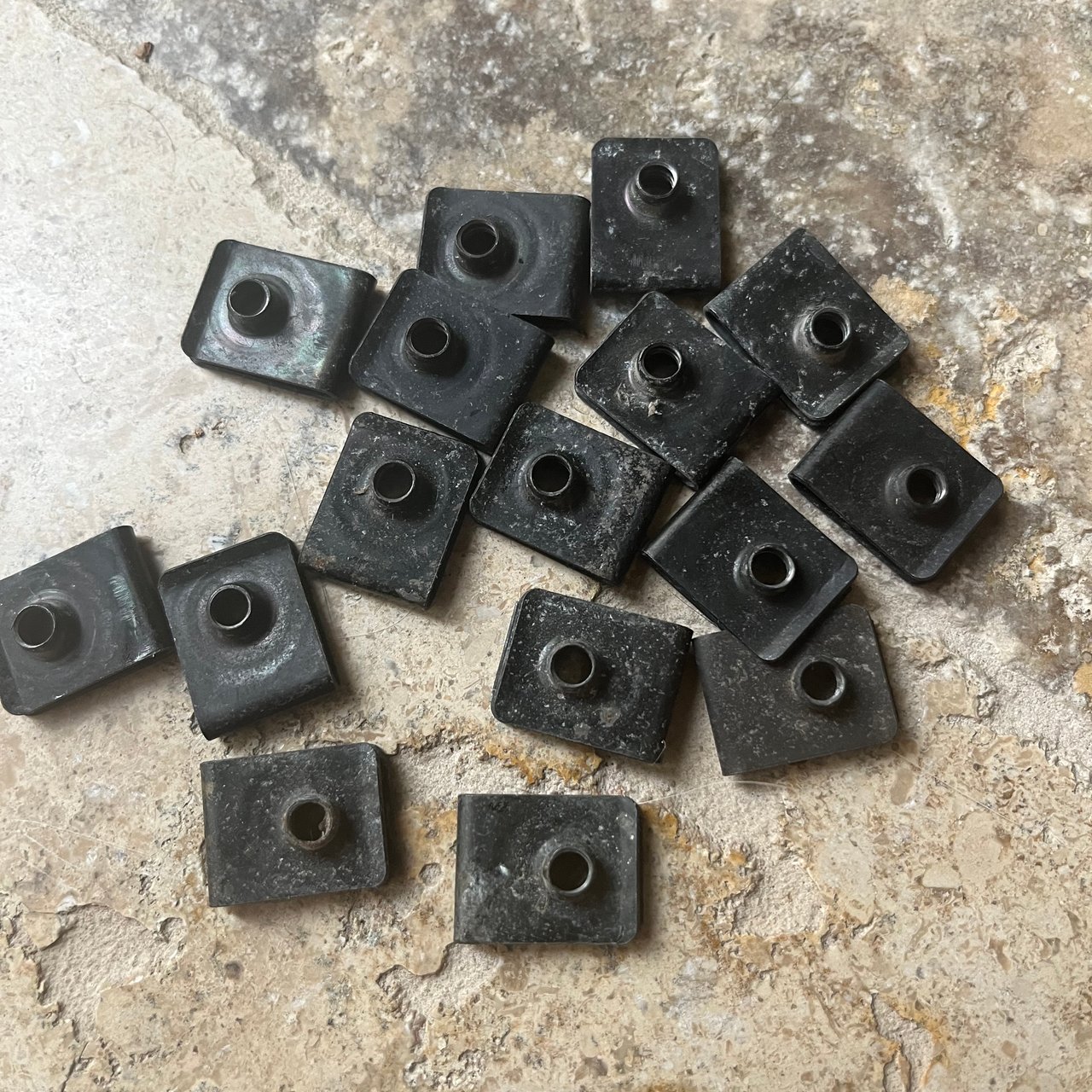 125 tdr plaquettes fixations visses carenage  yamaha 4fu/5ae