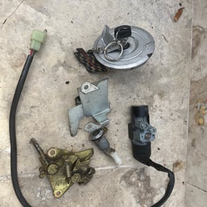 125 cbr kit serrure complet avec clef 2005 Honda