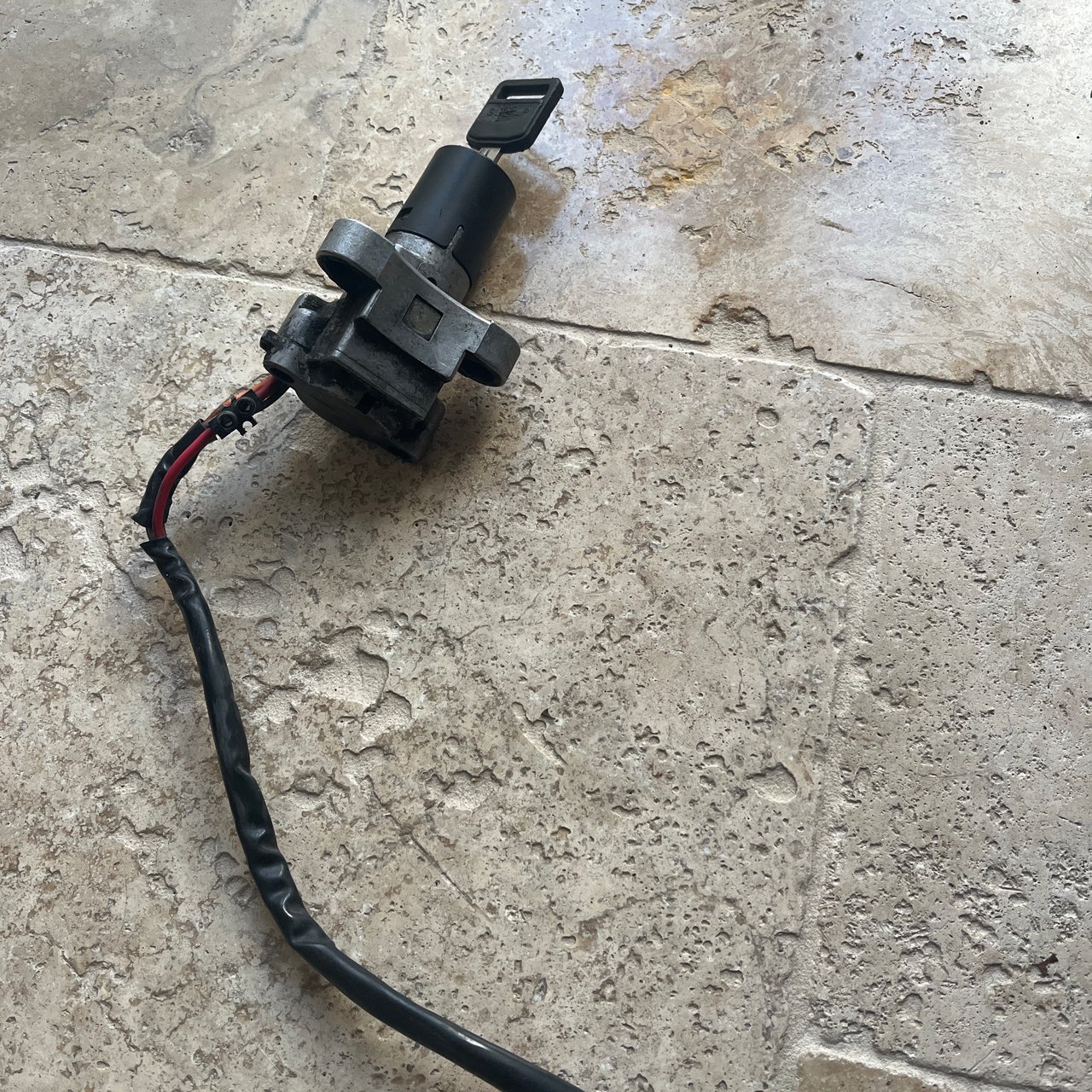 SUZUKI GSX-R 750 W - Contacteur à clé neiman