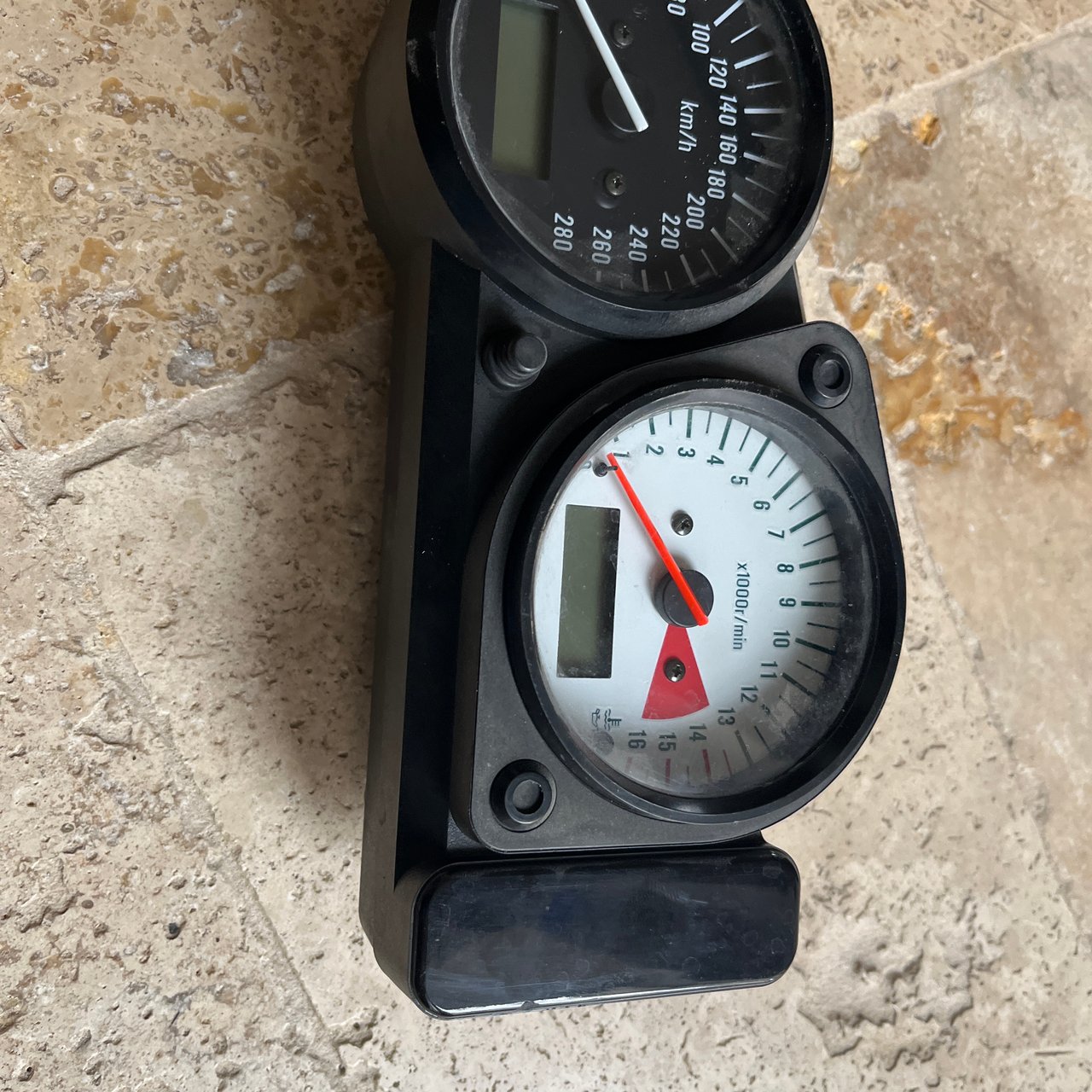 Suzuki GSX-R 600 srad 1996 - 1999 - compteur tableau de bord