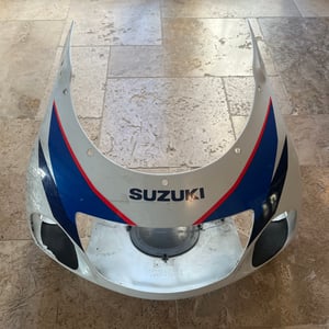 GSXR srad  Carenage tete de fourche suzuki 1997 -1999