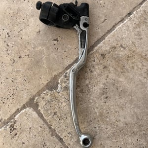 750gsx w poignée, Leviers d'embrayage origine