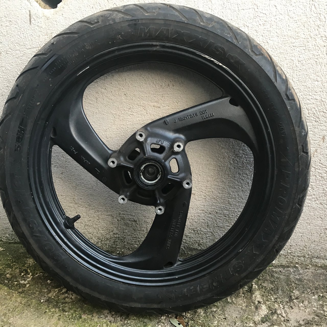 125 Tdr roue Avant 4fu-5ae yamaha - jante - pneu Maxxis Promaxx