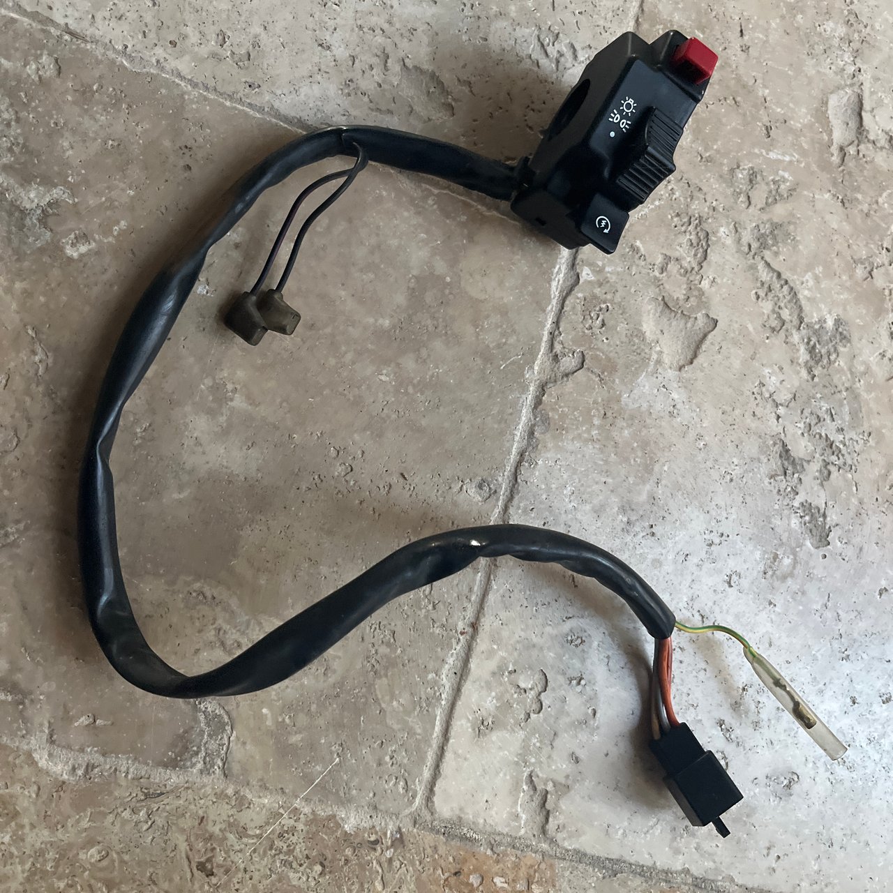 Suzuki 125 dr se commodo droit  1999