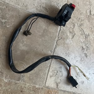 Suzuki 125 dr se commodo droit  1999