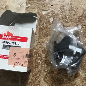 plaquette frein arrière Suzuki Gsx-R 750 /1000 - 69100-18810 neuf