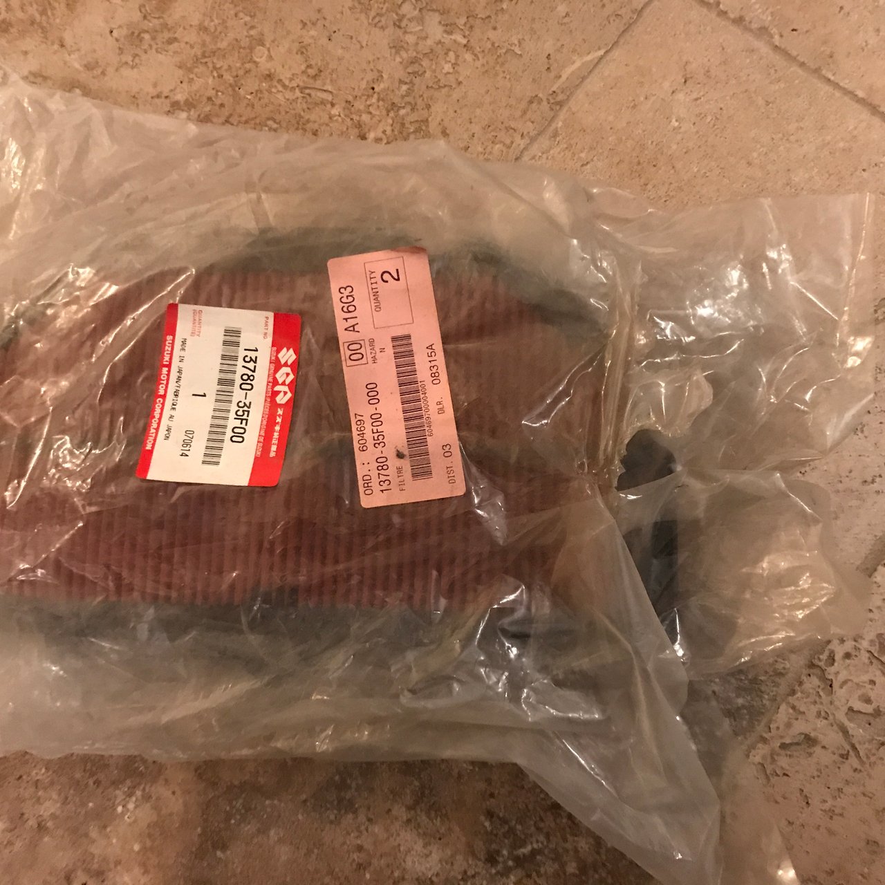 Filtre air SUZUKI GSX-R1000 GSX-R600 GSX-R750, 13780-35F00 neuf