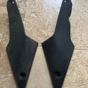 Triumph Speed Triple 955 I - Cache lateraux gauche et droit noir