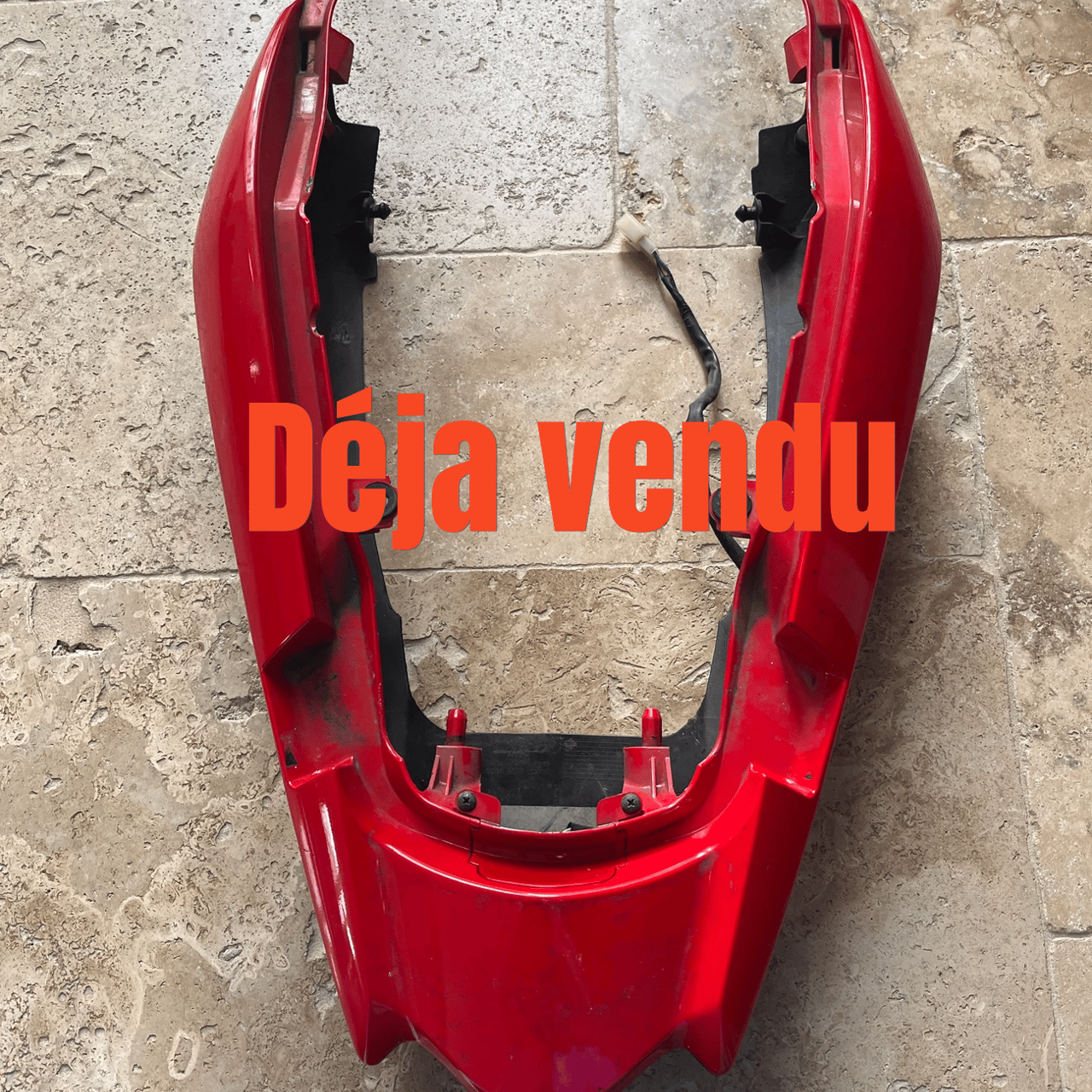 125 CBF carenage coque arriere 2009 Honda