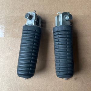 125 tdr paire Cale pieds avant 4fu/5ae 1993 - 2004