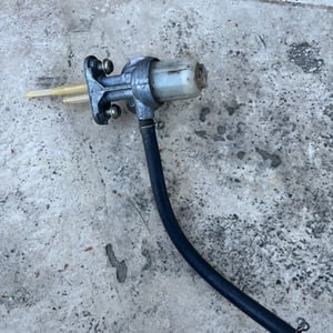125 ybr yamaha - Robinet essence réservoir