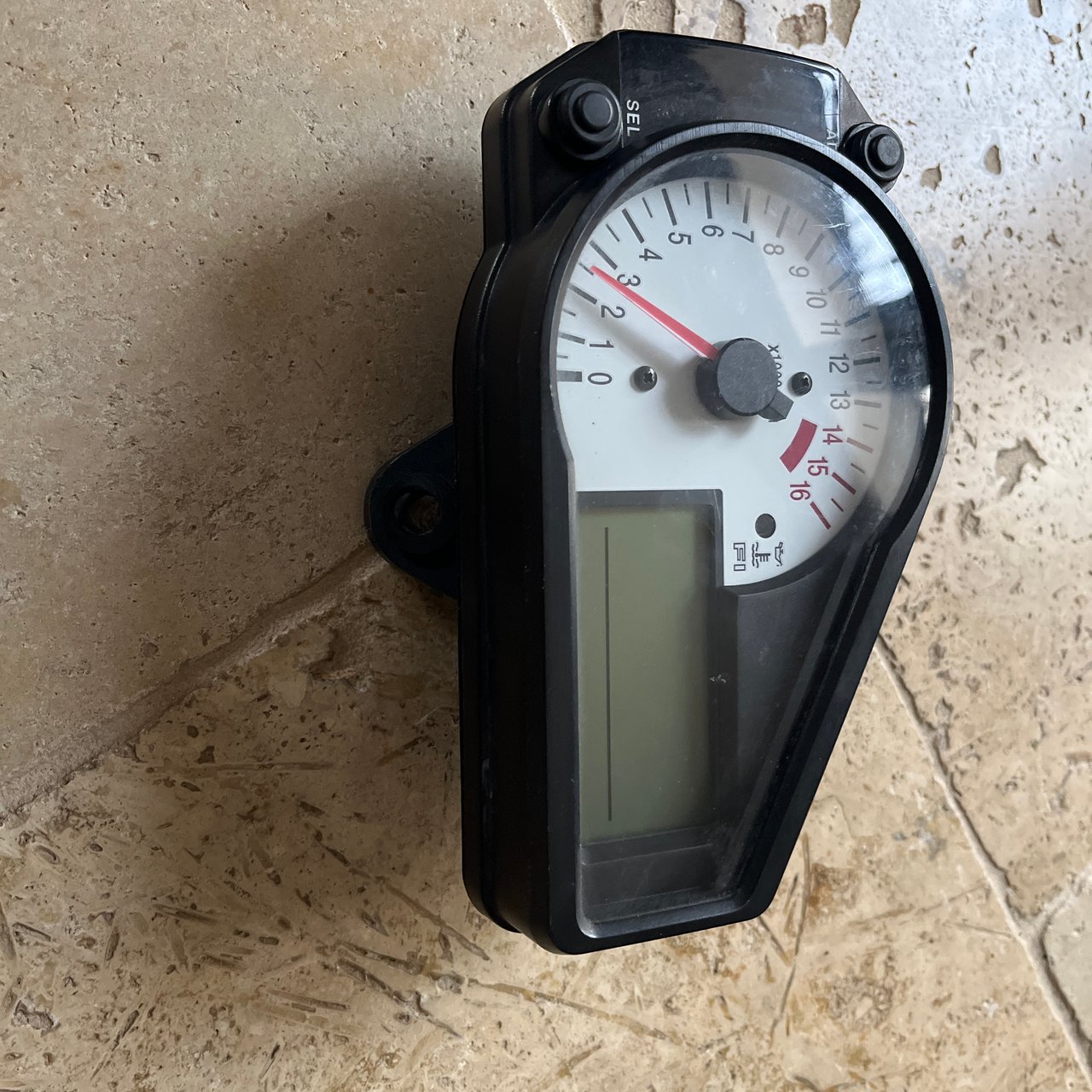 Suzuki GSX-R 750 k0 - compteur tableau de bord 2000-2003