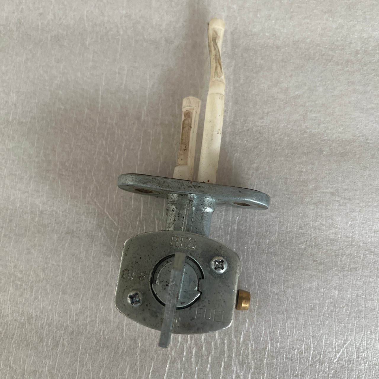 125 tw Robinet d’essence - yamaha