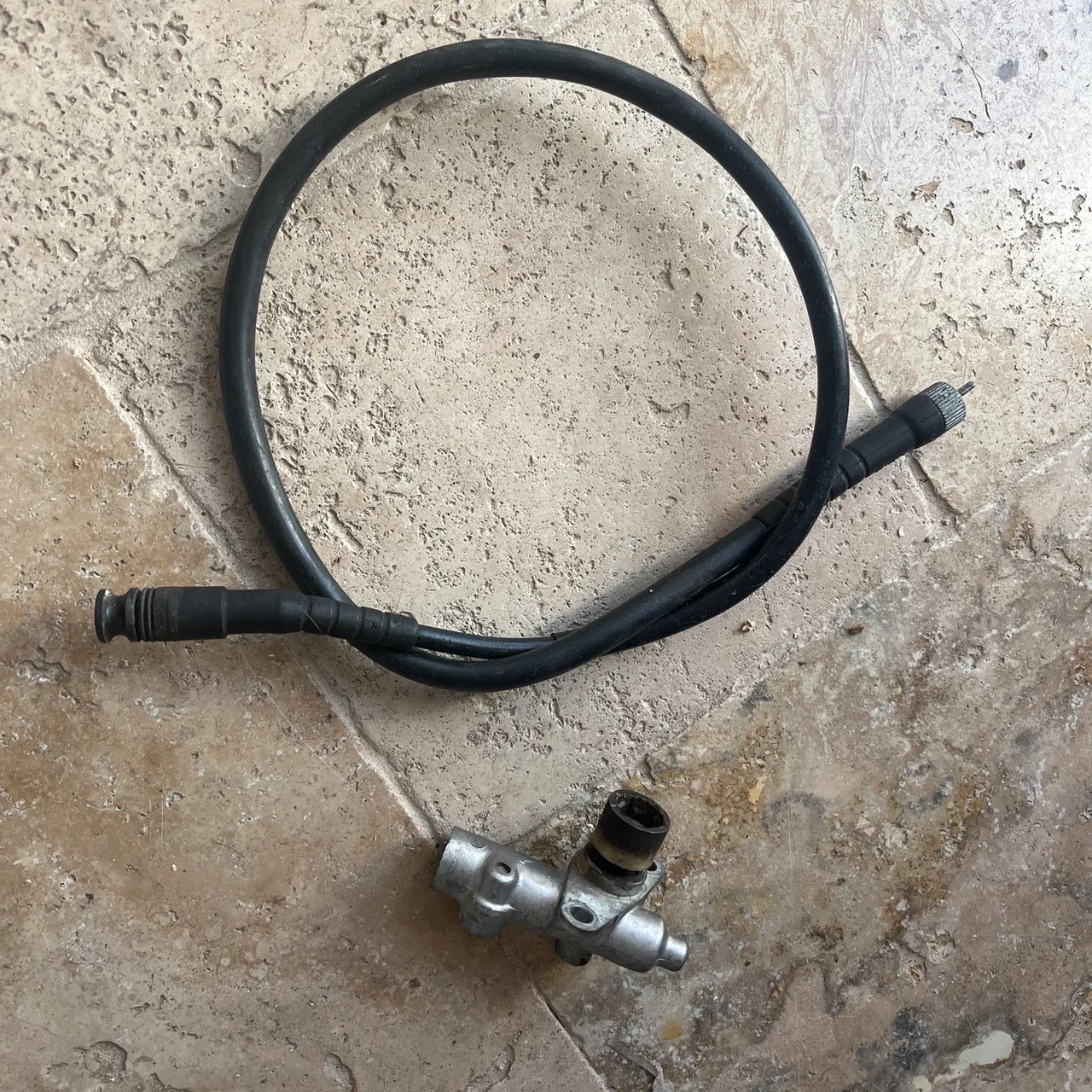 cable  compteur KM, Honda 600, Hornet 1998 - 2003