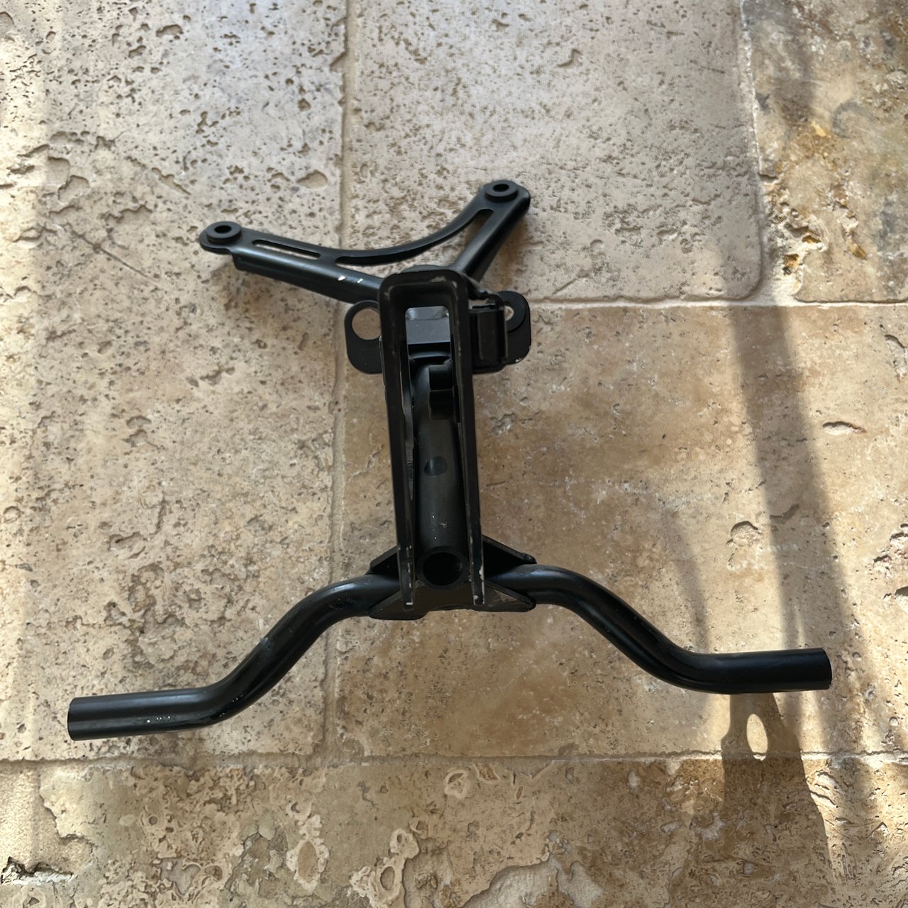 Suzuki gsxr srad  arraignée  tete de fourche inferieure origine