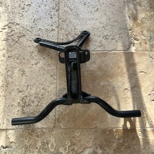 Suzuki gsxr srad  arraignée  tete de fourche inferieure origine