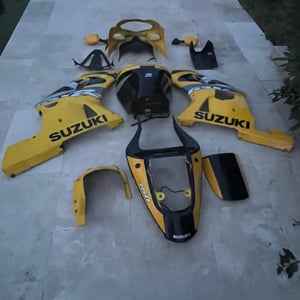 Gsxr 750 Carenage suzuki complet 2000 - 01 - 02 - 03