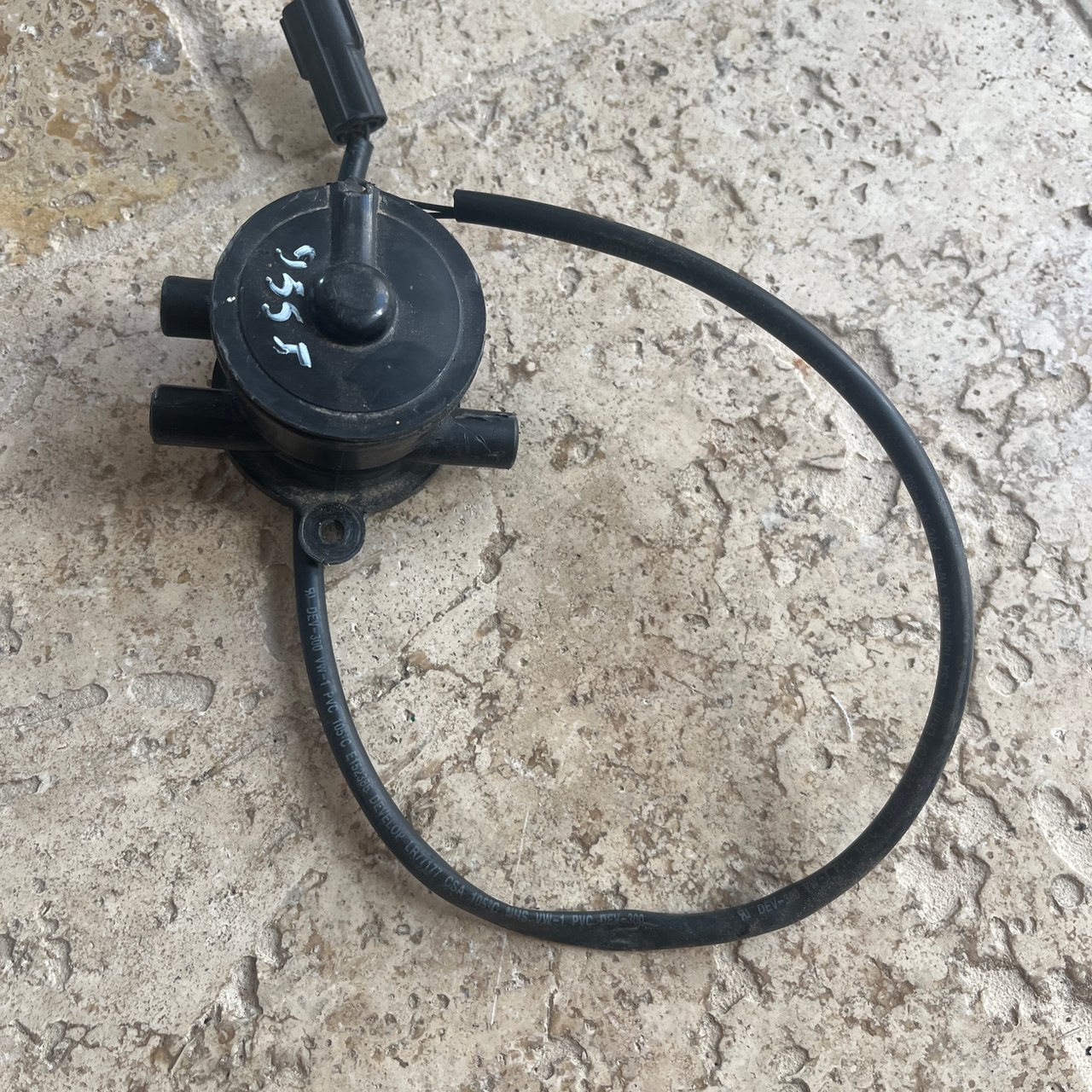 Électrovanne air secondaire Triumph Speed Triple 955i