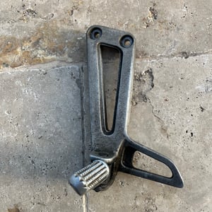 125 tdr Cales pieds arrieres  droit 4fu/5ae 1993 - 2004