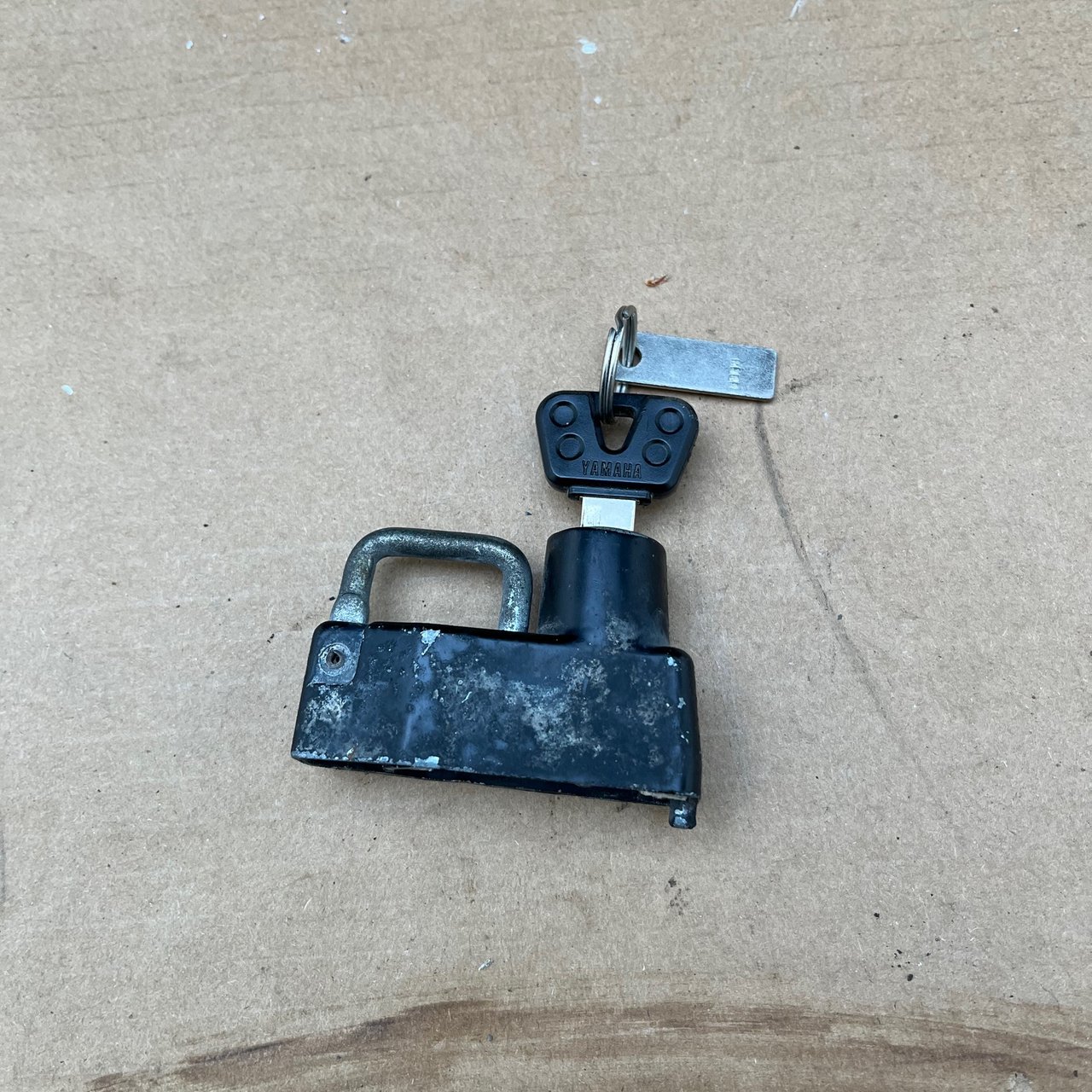 125 tdr Serrure de casque - 4fu/5ae 1993 -2004