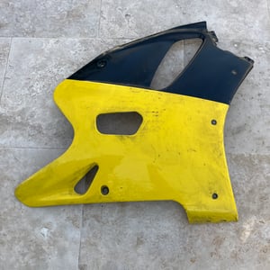 GSXR 750 w  Carenage flanc  avant droit  suzuki