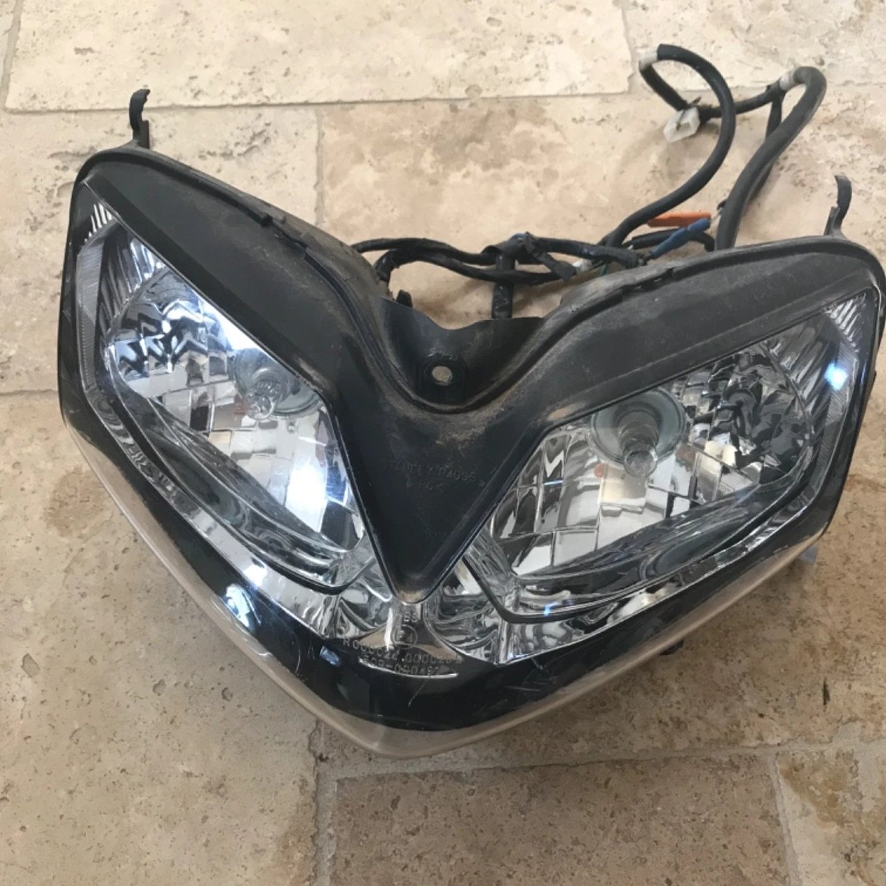 phare pour Honda CBR 125 de 2007 a 2010