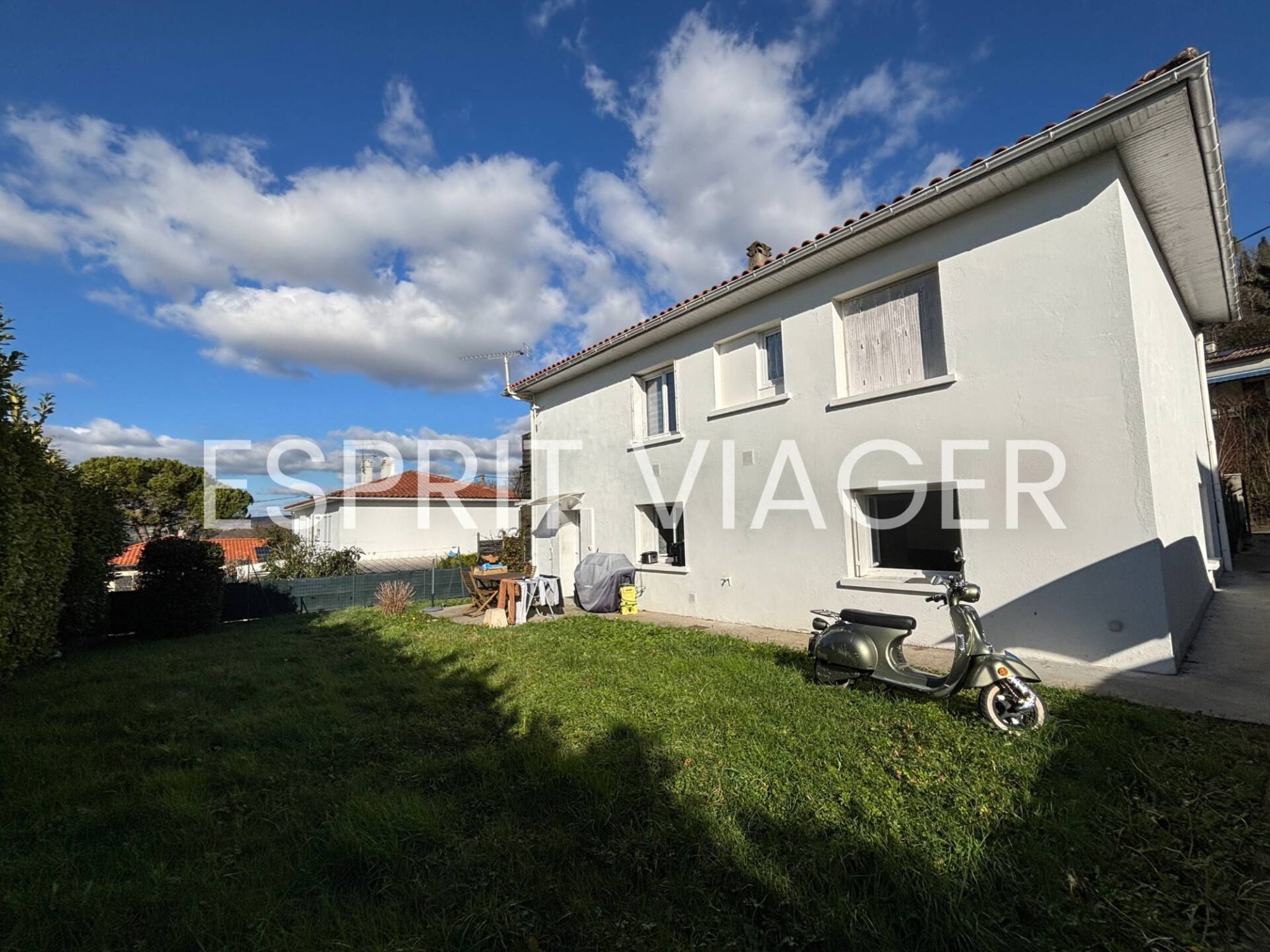 Ensemble immobilier – PENNE D AGENAIS (47) – vente à terme libre